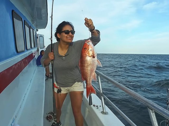 catching a huge fish in destin fl